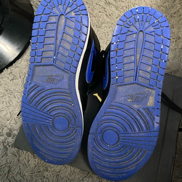 Air Jordan 1 Low (GS) University Blue/Black and White - Picture 5 of 5